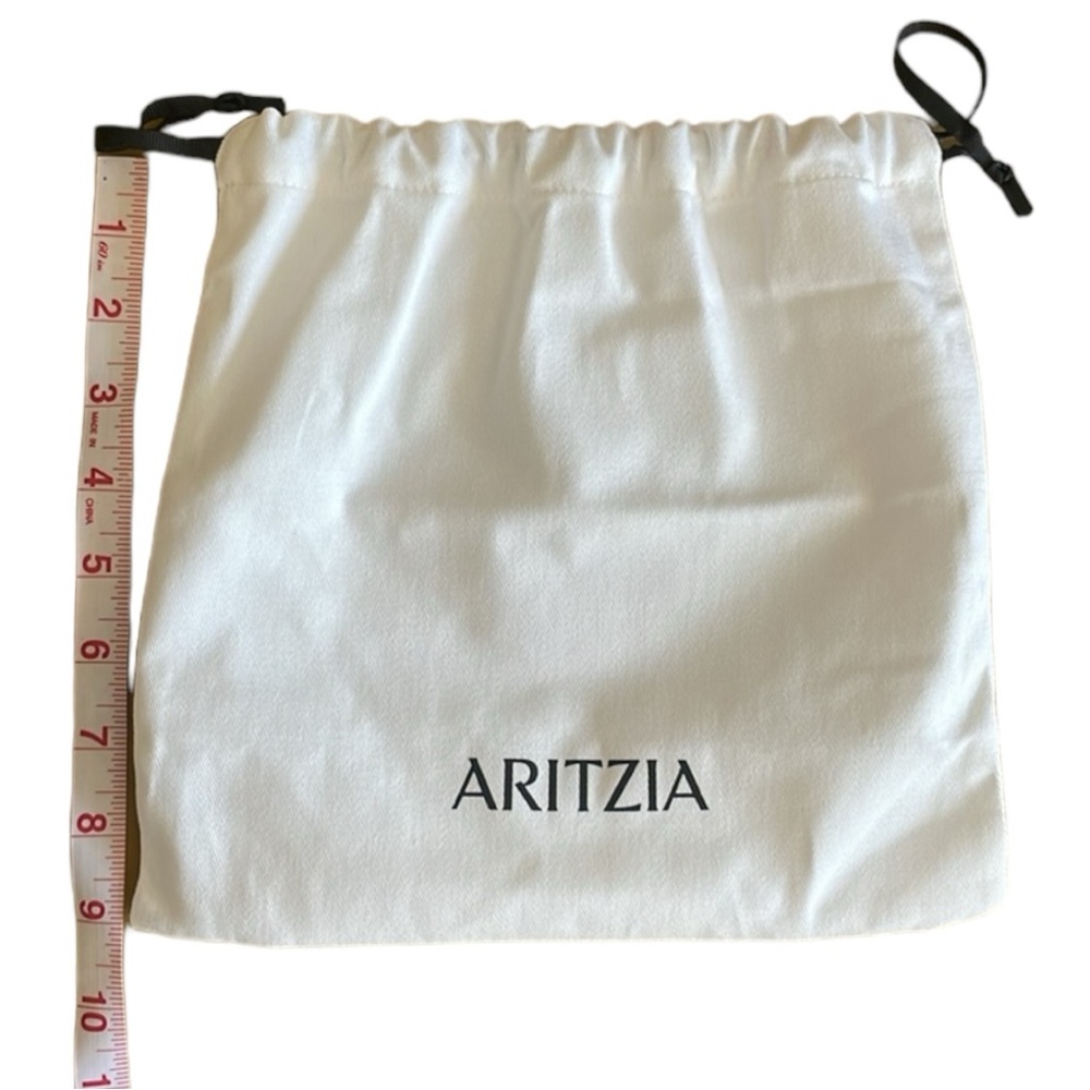 NEW Aritzia Dust Bag, 10x10in